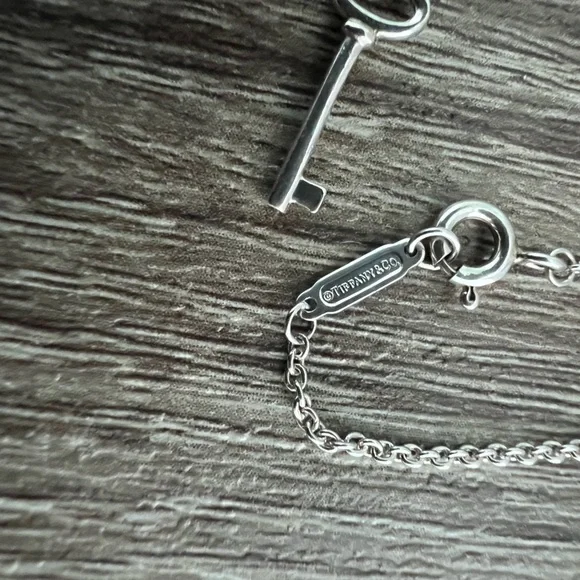 Tiffany &‎ Co. necklace